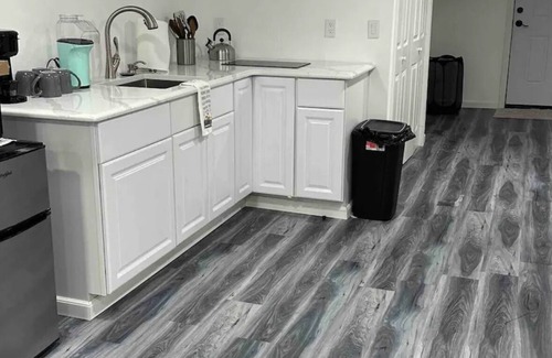 Jersey City Apartment | Fun and spacious