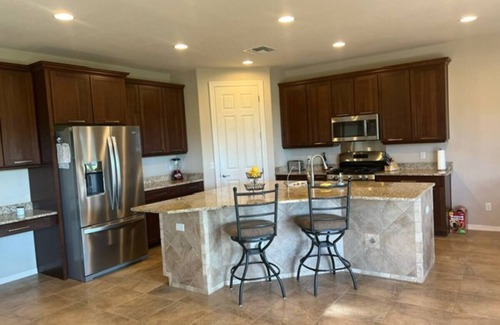 Apache Wells House | Fun Awaits You- 55+community-Mesa AZ- 30 day min yearly- wintertime 3 months min