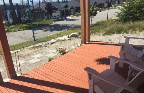 Sechelt House | Fun Place by Two Seas