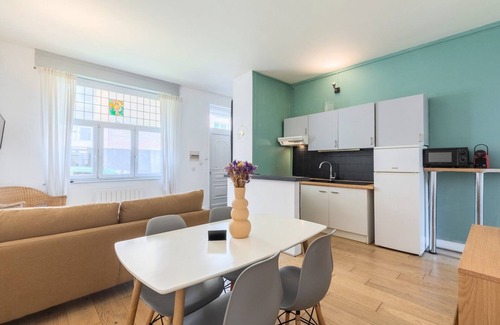 Wazemmes Apartment | Functional apartment in the center of Lille