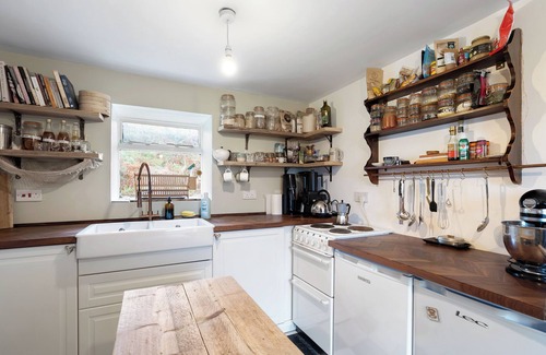 Colbost Cottage | Funky Cozy Croft Cottage With Panoramic Sea View, Minutes From Neist Point