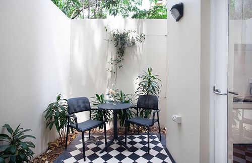 Lewisham Apartment | Funky Inner West Studio with Private Patio