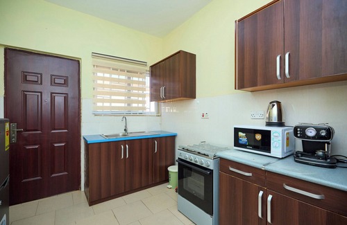 Tema House | Furnished 3 Bedr in our House safe gated Community Devtraco Estate Near Tema