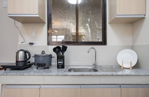 Cebu House | Furnished 3BR House | WiFi, Netflix and Parking