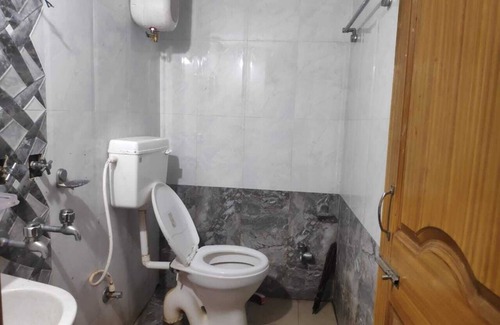 Bhubaneshwar Cabin | furnished accommodation opp INOX Patrapada
