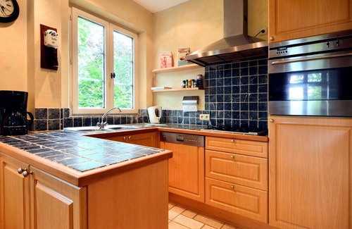 Oizy House | Furnished Bungalow in Monceau en Ardenne with Garden, Barbecue