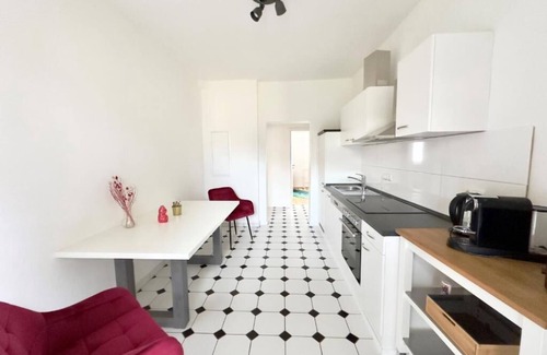 Voede-Abzweig Apartment | Furnished first floor apartment near Starlight Express in Bochum WLAN Netflix