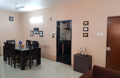 Ballygunge Apartment | FURNISHED FLAT WITH KITCHENETTE IN HEART OF SOUTH KOLKATA - BALLYGUNGE