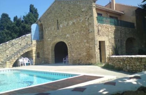 Salon-de-Provence Apartment | Furnished home* in a house with character