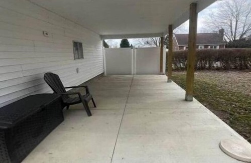 Sandusky House | Furnished Monthly Rental - House