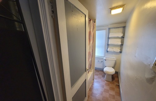 Steubenville Apartment | Furnished one bedroom, second floor unit