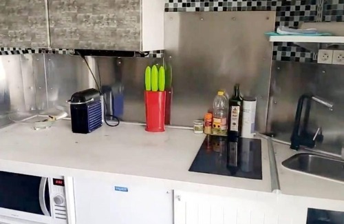 Joinville-le-Pont Apartment | Furnished studio panoramis Eiffel Tower view