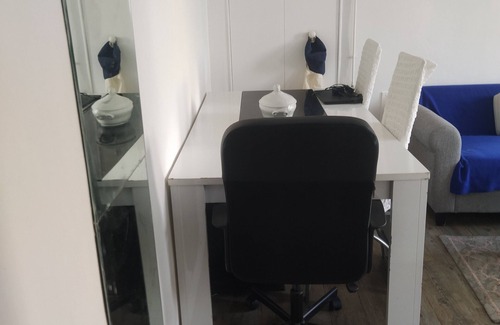 Bonneveine Apartment | Furnished T2 apartment with private parking by the beach