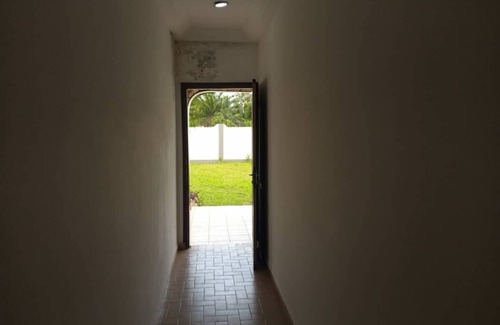 Lome House | Furnished villa with large 3-bedroom garden