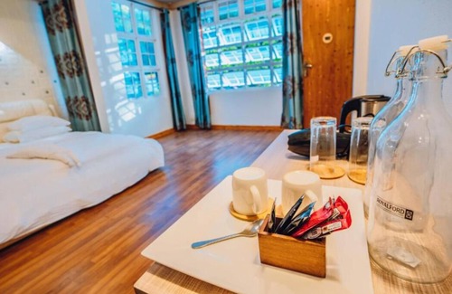 Fuvahmulah Hotel | Fuvahmulah Central Hotel - Deluxe Double Room with Balcony #4
