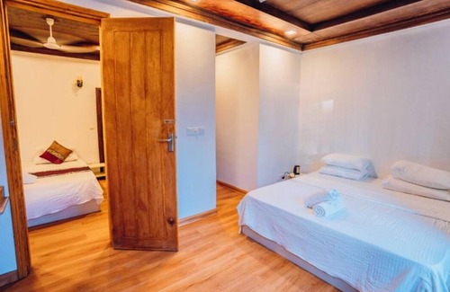 Fuvahmulah Hotel | Fuvahmulah Central Hotel - Deluxe Double Room with Balcony #4
