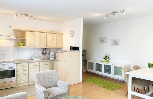 Lohsa Apartment | FW Cora - Silver Lake House in the leisure oasis Mortka