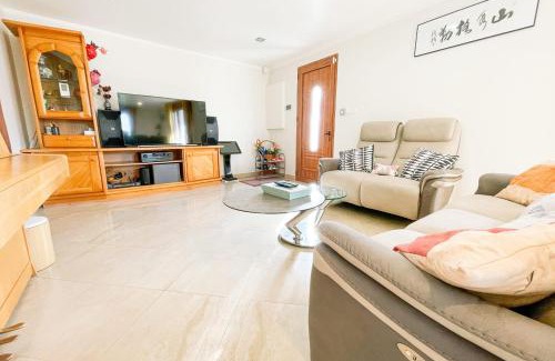Saint-Ismier House | #FW The House of Sunny Gardens
