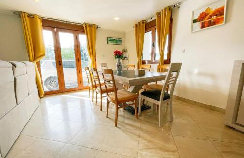 Saint-Ismier House | #FW The House of Sunny Gardens