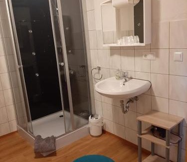 Neukirch House | Gästehaus Apartments B & B27 und Pension Waldhorn