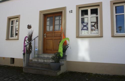Zeil Bed & Breakfast | Gästehaus LuNa