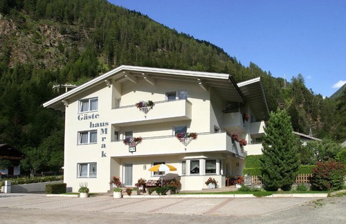 Unterlaengenfeld Apartment | Gästehaus Mrak