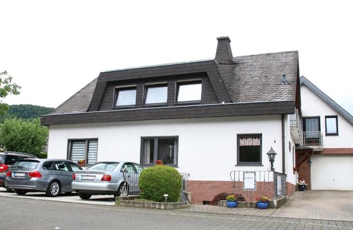 Poltersdorf House | Gästehaus Portugall