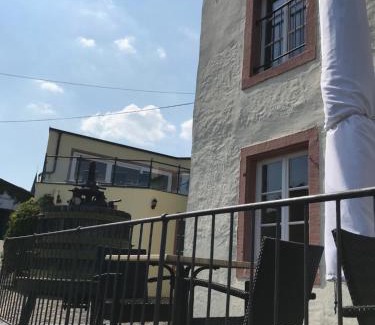 Leiwen Hotel | Gästehaus Sektstuuf St. Laurentius