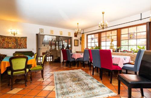 Oestrich-Winkel Hotel | Gästehaus Strieth