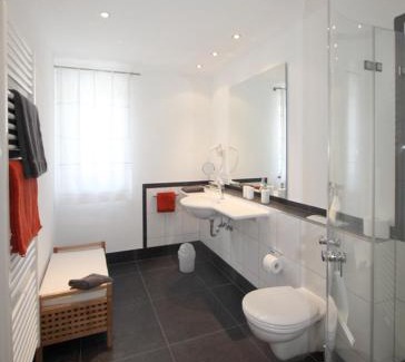 Heuchelheim-Klingen Apartment | Gästehaus Vogler