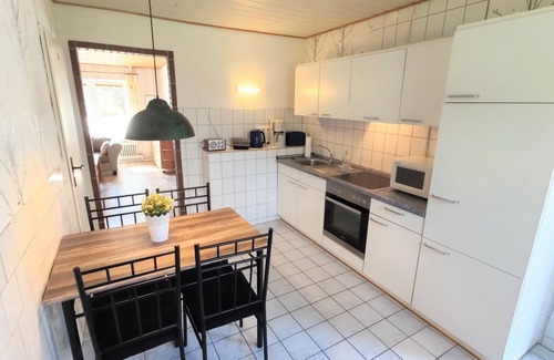 Dornumergrode Apartment | Gästehaus Zur alten Post - Landhaus EG