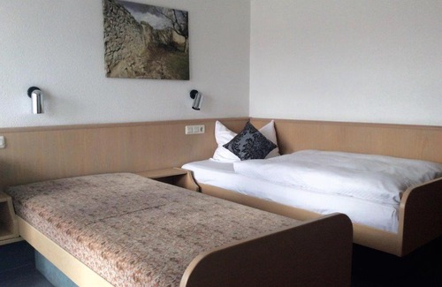 Gueglingen Bed & Breakfast | Gästehause Löwen