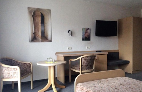 Gueglingen Bed & Breakfast | Gästehause Löwen