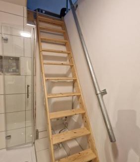 Nordwestliche Außenstadt Apartment | Gästezimmer mit Himmel-Blick 4 Two