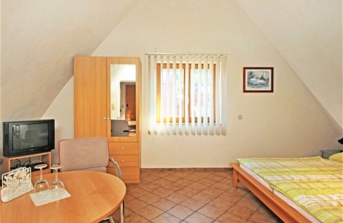 Achkarren Apartment | Gästezimmer zur Straße