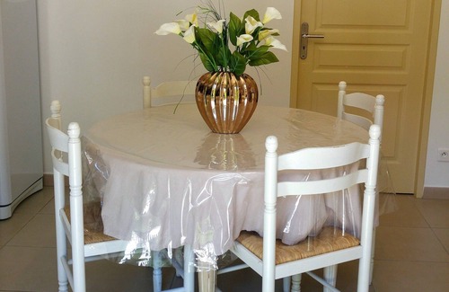 Galeria Apartment | Gîté* air-conditioning-wifi-heated pool- 2 bedrooms- river 1min- beach5min- petanque