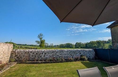 Cluis House | Gîte à la ferme avec jardin privatif, proche de sites touristiques et tout confort inclus - FR-1-591-341