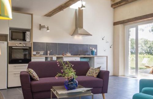 La Chapelle-Saint-Sauveur House | Gîte écolabel entre Angers et Loire, piscine chauffée, jardin clos, calme et charme authentique - FR-1-306-847