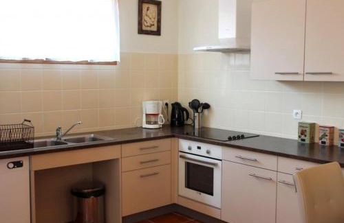 Mesples House | Gîte Éco Responsable en Allier avec Wifi - FR-1-489-484