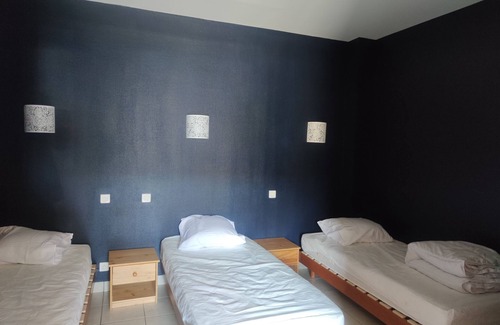 Lavacourt Hotel | Gîte 10 minutes from Giverny - 6 rooms, 19 people - Moulin de Fourges