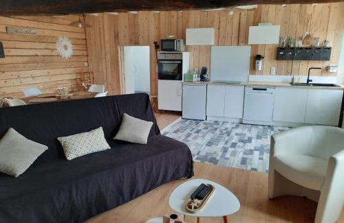 Reugny House | Gîte 4 étoiles la Garçonnière