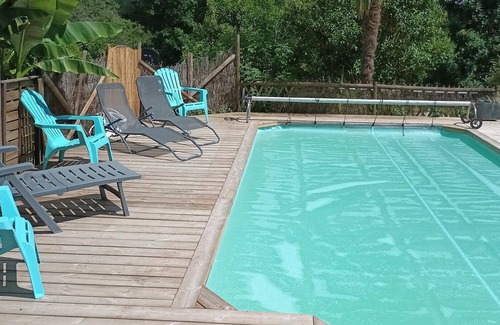 Castelnau-sur-Gupie House | Gîte 6 Personnes Avec Piscine