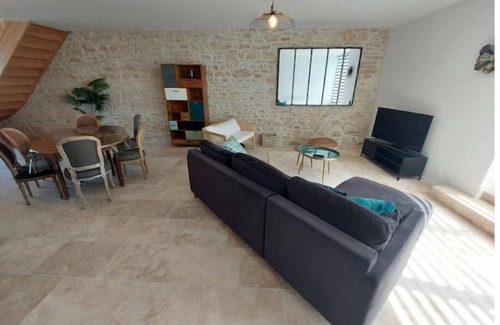 Vouzan House | Gîte 7 persons