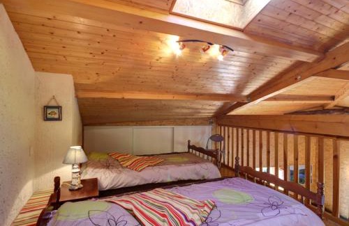 Valfleury House | Gîte 75m² avec terrasse, nature et VTT - FR-1-496-99