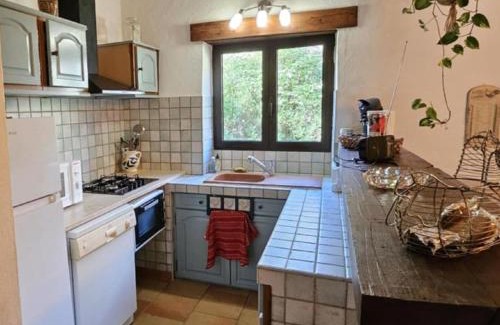Biron House | Gîte 8 personnes avec cheminée et SPA à Biron - FR-1-616-481