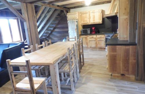 Gerbepal House | gîte 8 personnes " LE CHAMOIS "