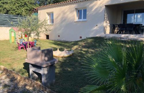 Saint-Martin-d'Ardeche House | Gîte Aléria Ardèche