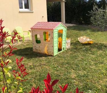 Saint-Martin-d'Ardeche House | Gîte Aléria Ardèche