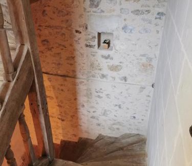 Saint-Remy-la-Varenne House | Gîte Apolise