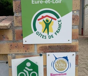 Montigny-le-Chartif House | Gîte avec option bien-être sur la Véloscénie